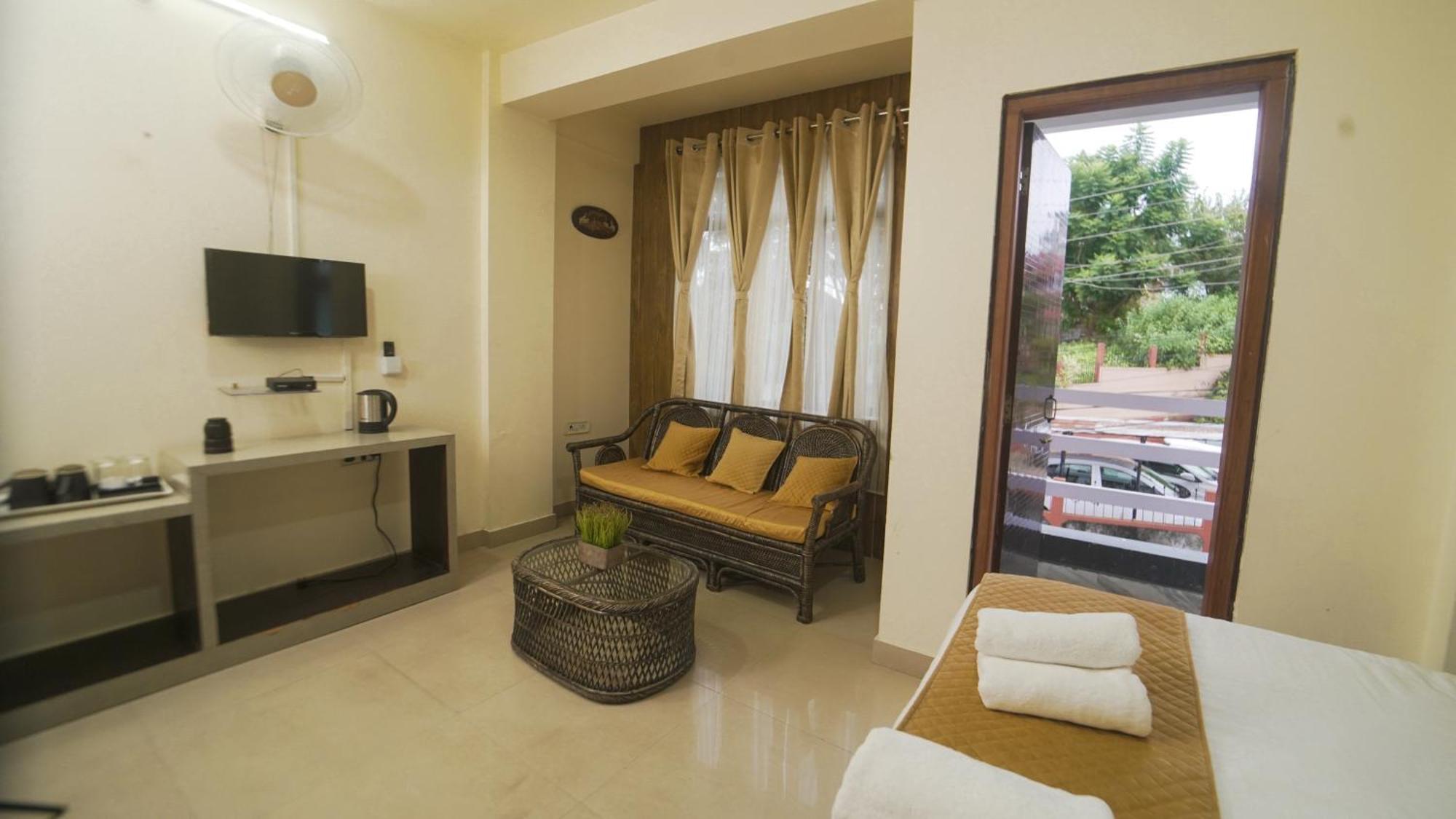 Ha Sharing Hotel Shillong Bagian luar foto