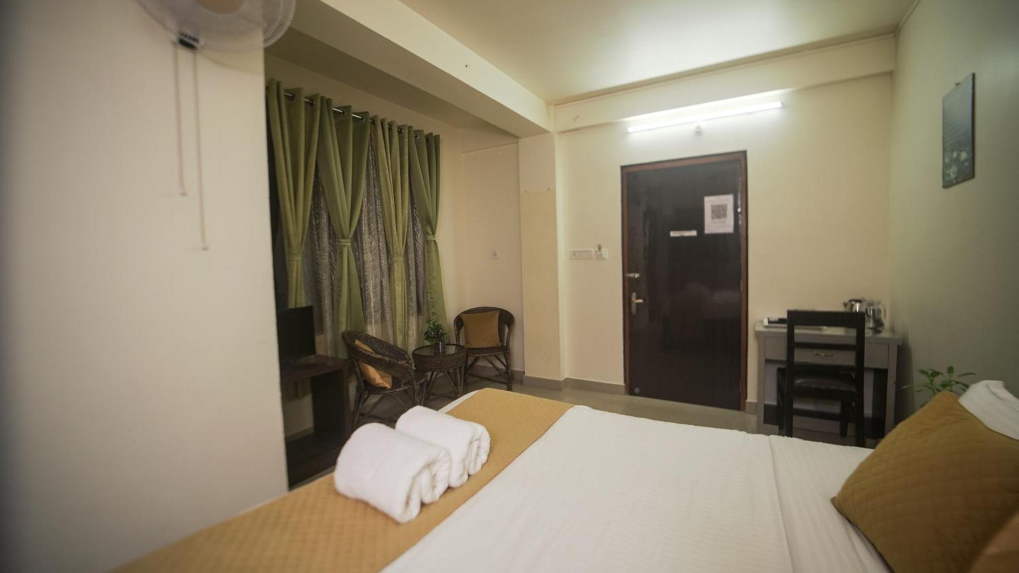 Ha Sharing Hotel Shillong Bagian luar foto