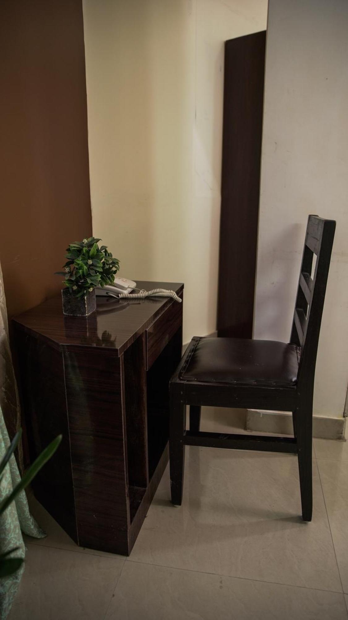 Ha Sharing Hotel Shillong Bagian luar foto