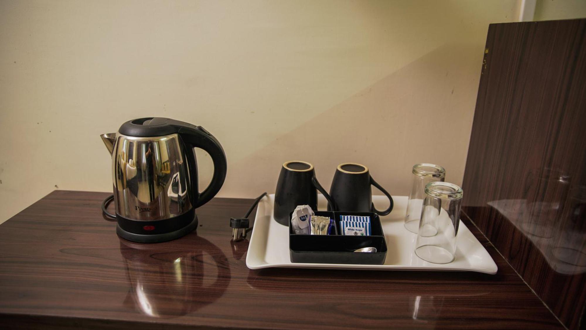 Ha Sharing Hotel Shillong Bagian luar foto